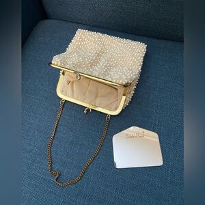 Vintage 50s-60s Corde Bead Mini Handbag Ivory White Gold Tone Hardware Kiss Lock